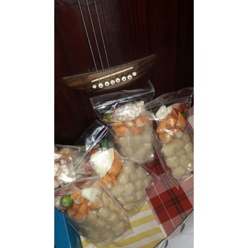

READY!!BASO ACI JUMBO PENTOL ISI 10