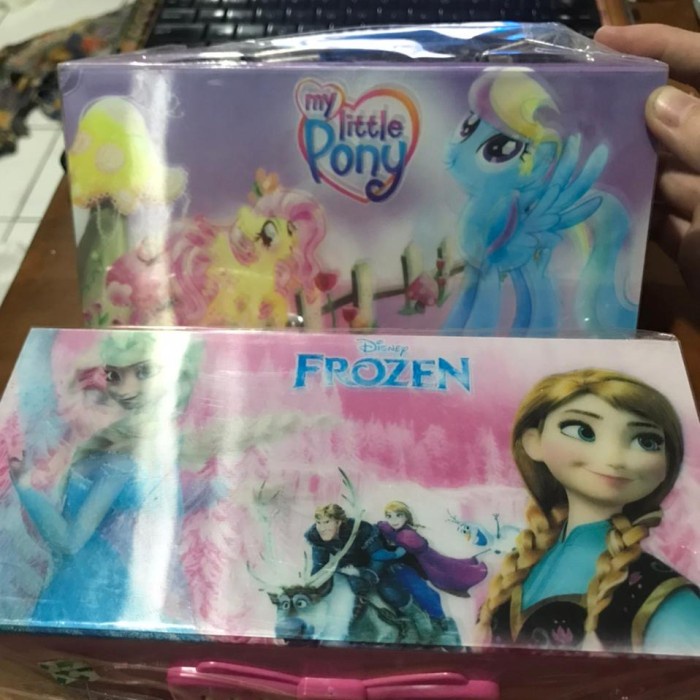 

Update Clearance Sale Kotak Pensil / Tempat Pensil Kode Susun 3D Bagus