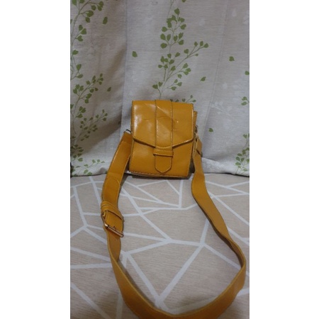 preloved tas hp / sling bag