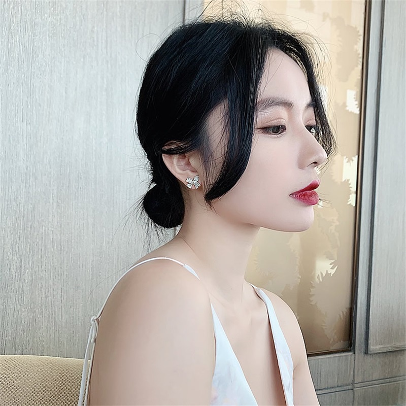 Anting Desain Pita Full Berlian Gaya Korea