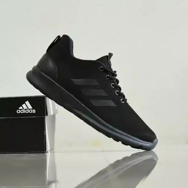  SEPATU  ADIDAS  QUESTERIDE FULL HITAM  Shopee Indonesia