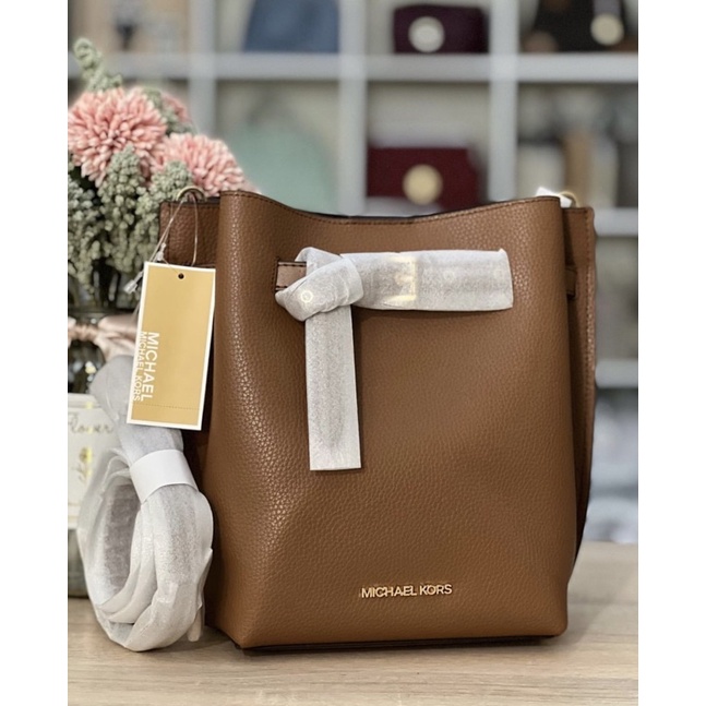 MK emilia bucket bag luggage