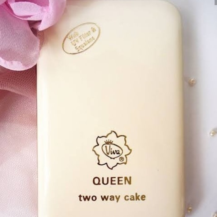 Bedak Padat Viva Two Way Cake Queen