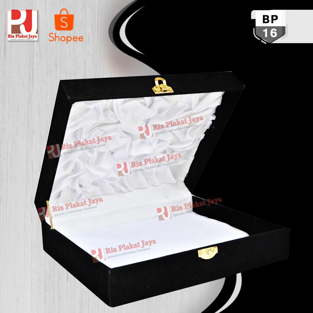 

Box Plakat Bludru Murah Makassar