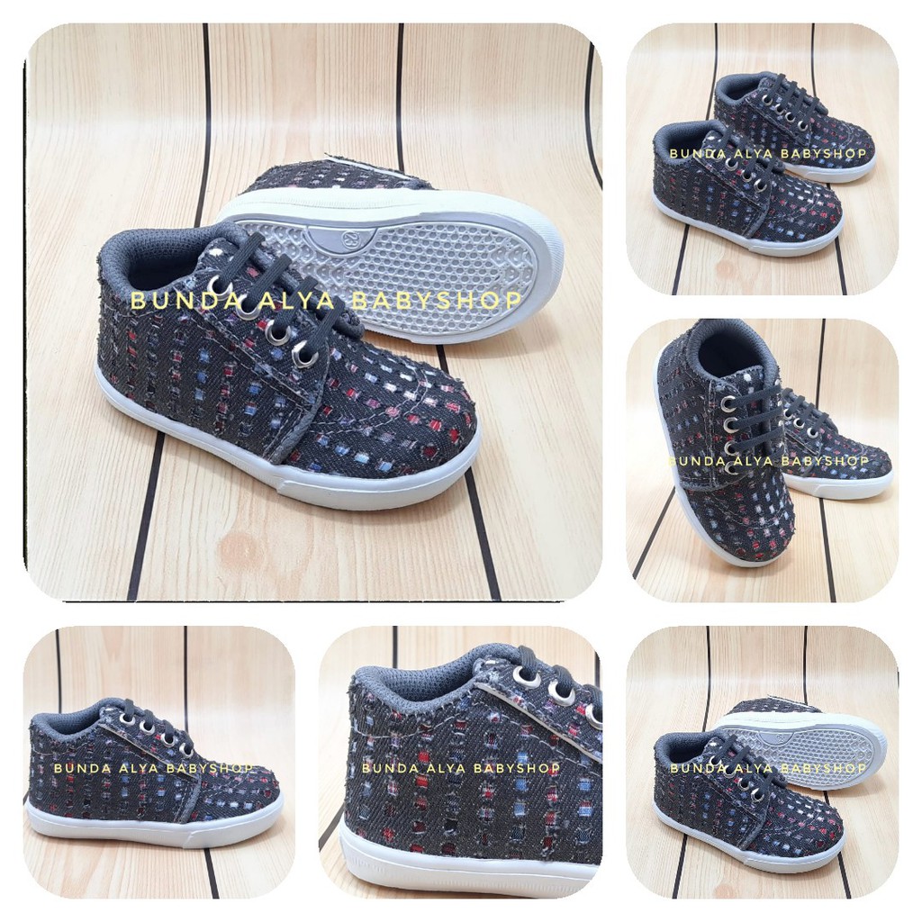 Sepatu Anak Laki Sneakers Usia 1 2 3 Tahun HITAM Size 23 - 28 - Sepatu Anak Cowok Keren Anti Licin Alas Karet