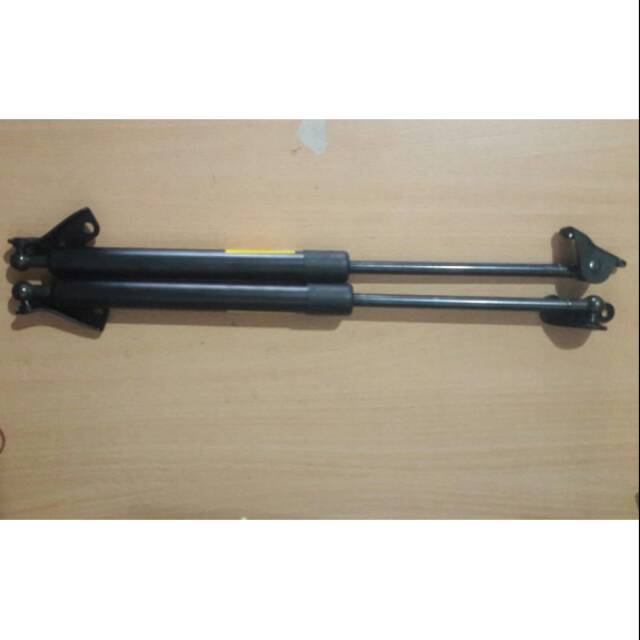 Shock Bagasi Belakang Honda Jazz lama Shock Breaker Bagasi Honda jazz Vtec Idsi