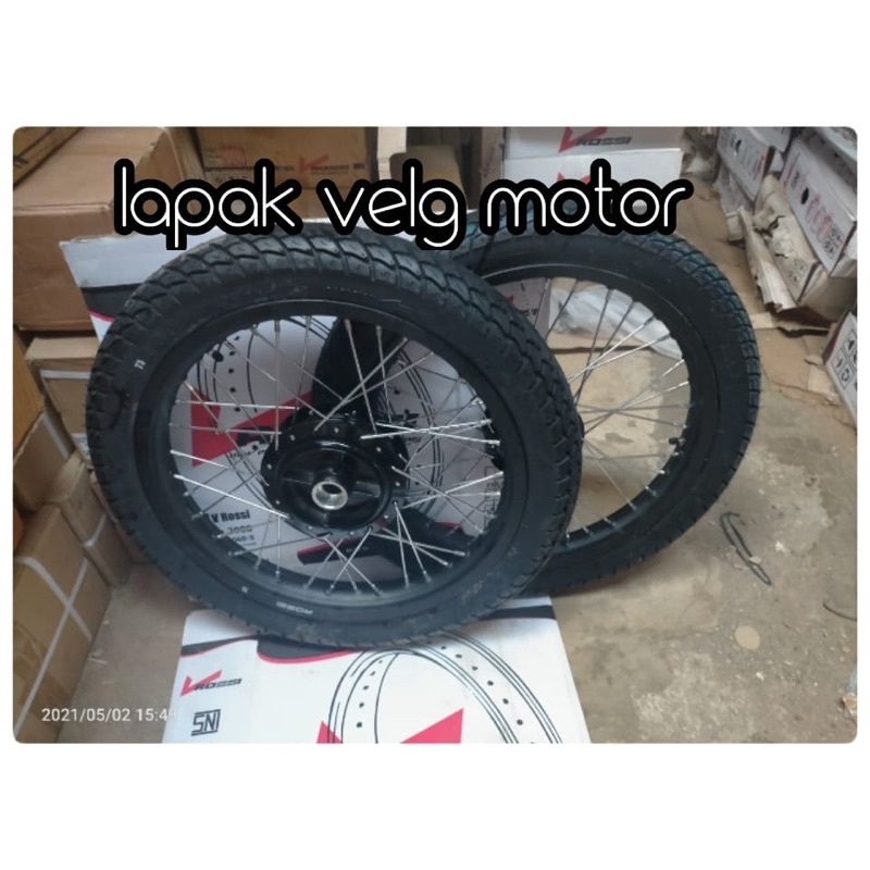 rx King tapak lebar uk 250/300 ring 18 tromol ori plus ban