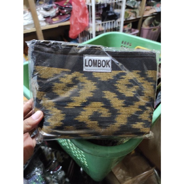 Pouch Tenun Lombok