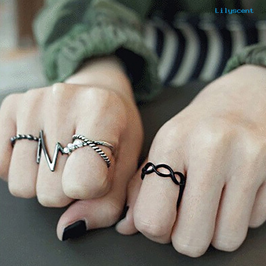 4pcs / Set Cincin Tidak Karat Tahan Lama 4 in 1 Gaya Punk Untuk Wanita