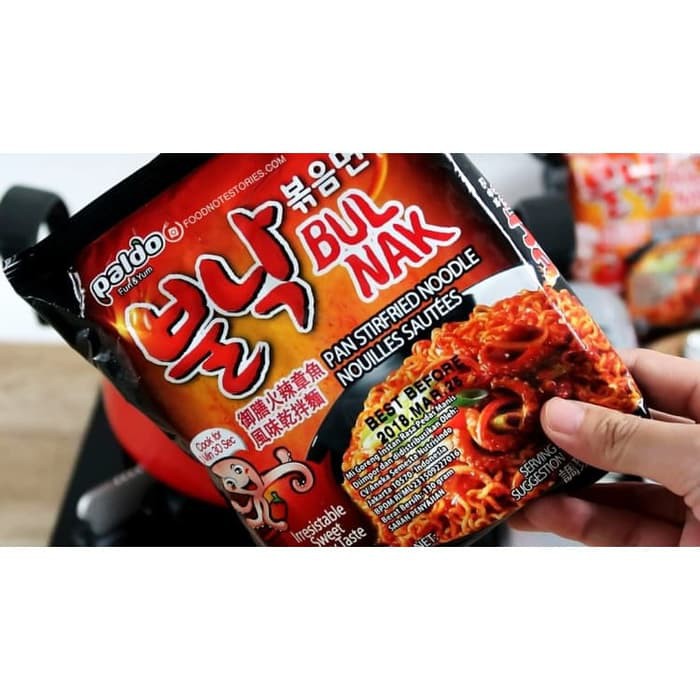 

MIE INSTAN KOREA HOT SPICY PALDO BULNAK OCTOPUS LEZAT DAN PEDAS 130 Gr