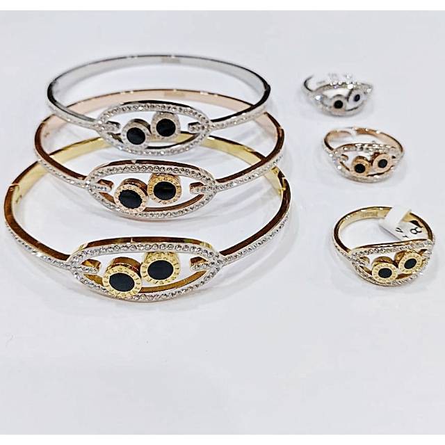 Gelang dan Cincin Titanium BVLGARI PREMIUM BV002