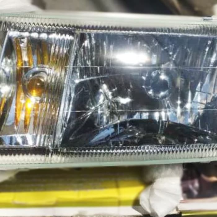 Head Lamp Kijang Kapsul 97 / Lampu Depan Kijang Kapsul 97 incl Foglamp
