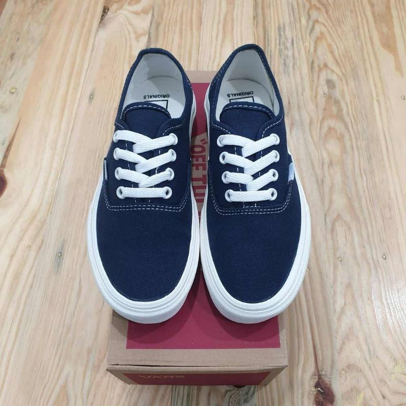 sepatu vans authentik mono nevy size 36-44 free kaos kaki