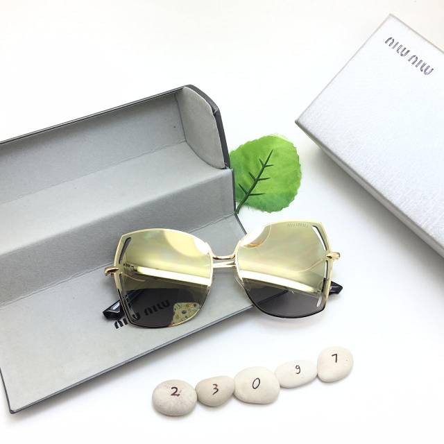 Kacamata Miu Miu 23097