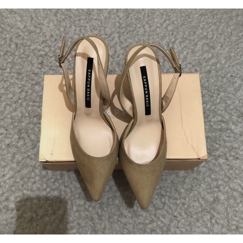 Preloved SAPPUN KITTEN HEELS 9cm size 235 37