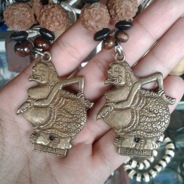 Kalung semar