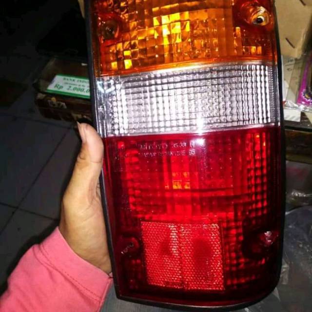 STOPLAMP KIJANG SUPER ATAU KIJANG GRAND / LAMPU BELAKANG KIJANG GRAND SUPER / LAMPU REM KIJANG SUPER