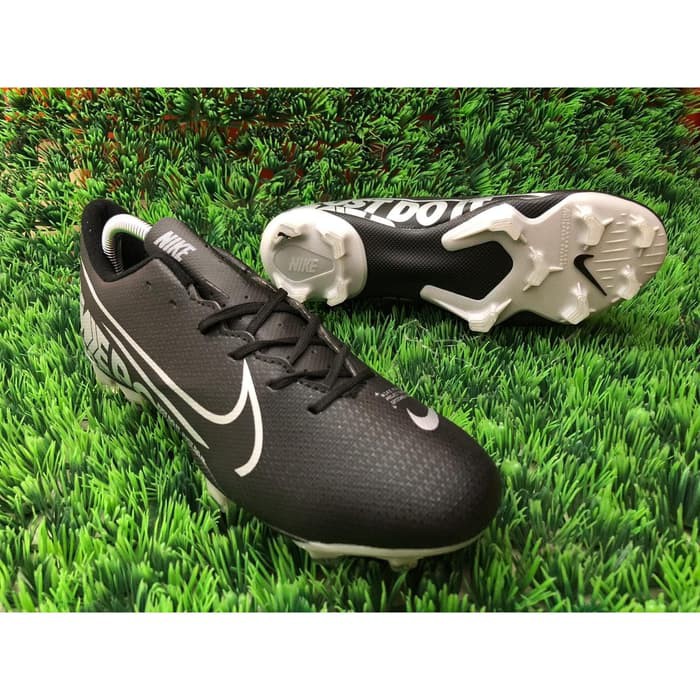 Soccer Nike Mercurial Vapor XIII Academy FG - Black