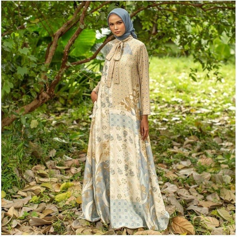 Ottoman Dress Heaven Lights