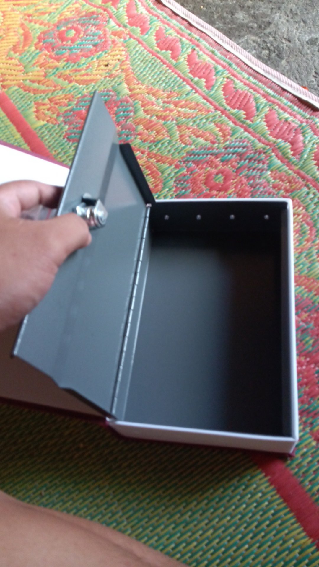 Brankas Mini Kotak Rahasia Unik Buku Brangkas Bentuk Buku Bamus Ukuran M  Warna Merah G808