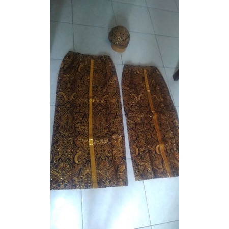 rok jarik prada instan