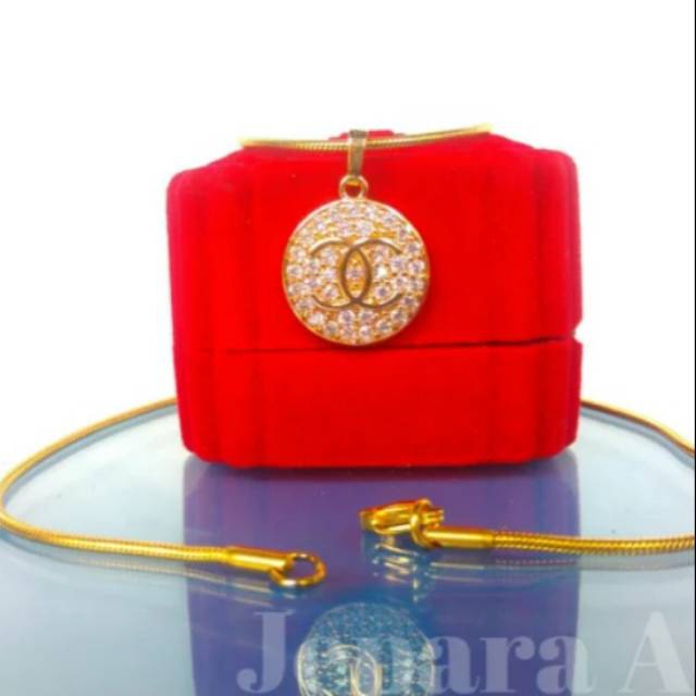 Kalung Titanium Emas Liontin Cane