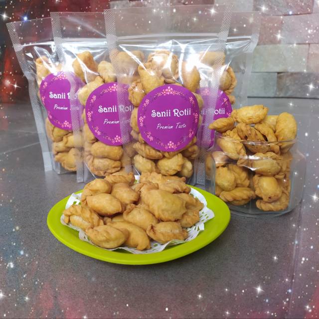 

Pastel kering isi abon 250 gr