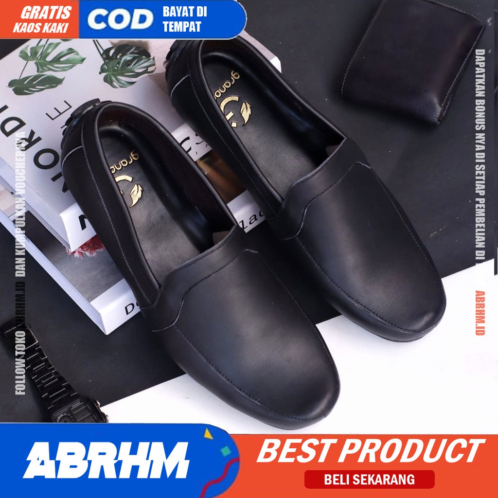 ABRHM x POLAS Sepatu Slip On Pria Sepatu Pria Casual Anti Slip Sepatu Kerja Cowok / Cowok Sepatu Kasual Santai Kekinian