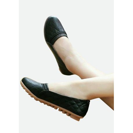 Flat Shoes Wanita CX Two 01