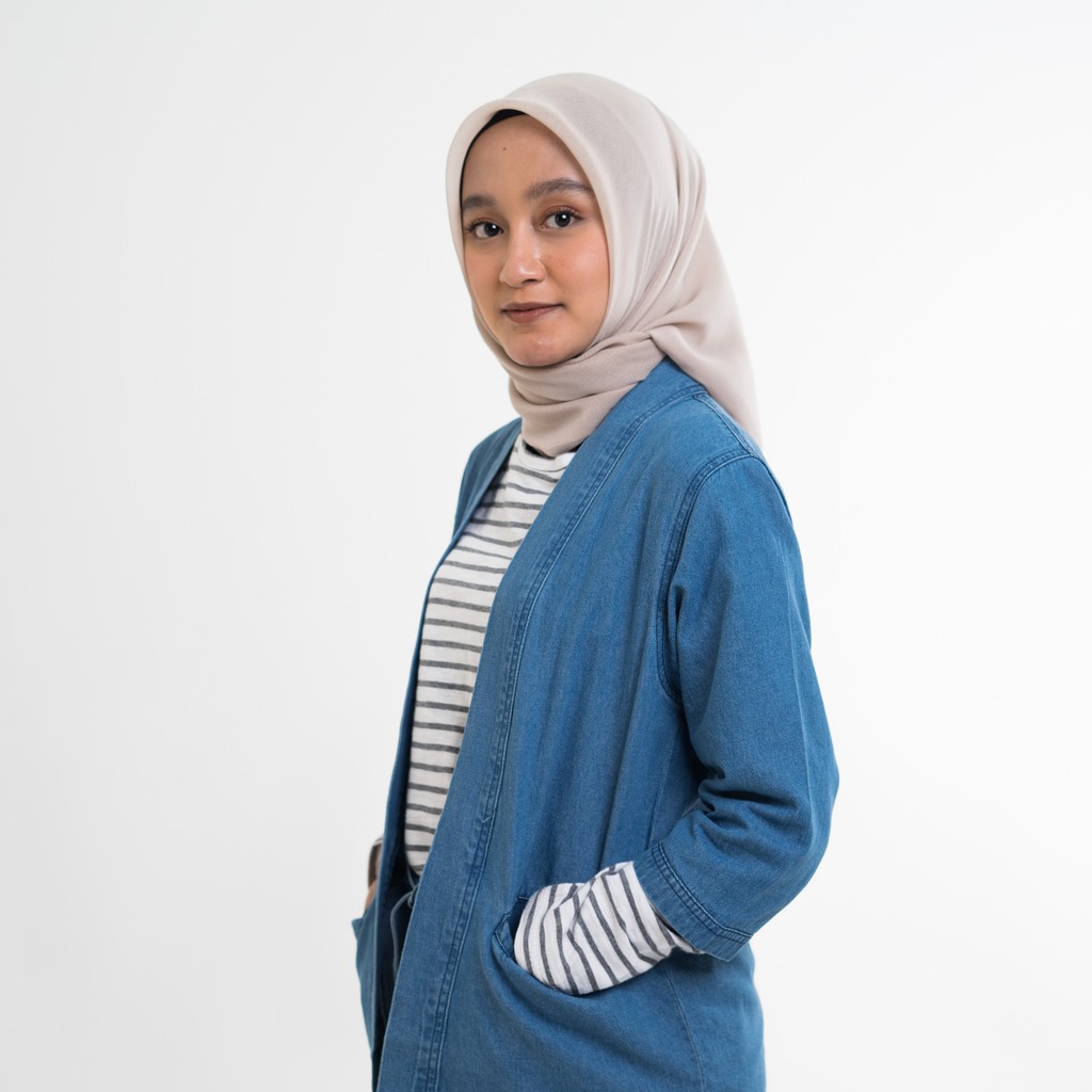 

Kimono Arundari Woman