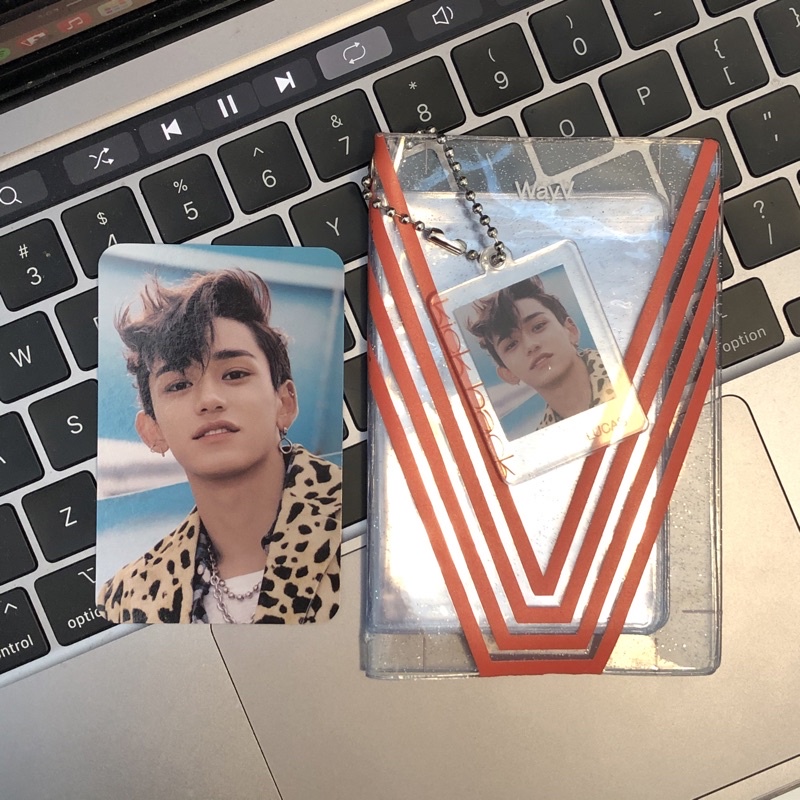 PC LUCAS WAYV KICK BACK MD CARD HOLDER COLLECTION BOOK KOLBUK