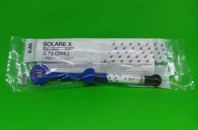 1 pcs Composite solare anterior dan Posterior/ Solare X/ Tambal Gigi solare made in Japan