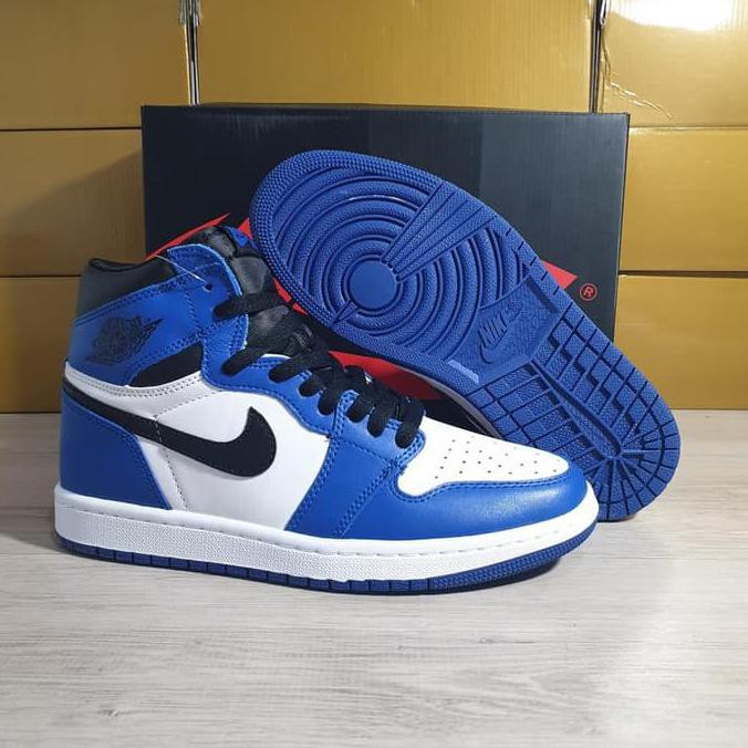 royal aj 1
