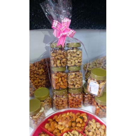 

Kacang mede parcel super grade A,isi 6 toples varian rasa