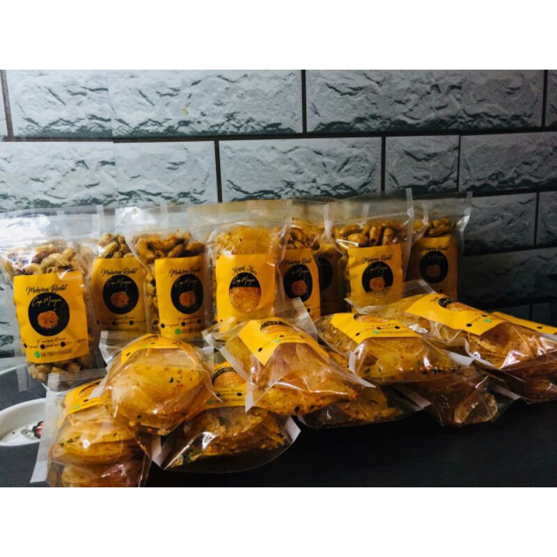 

Makanan Ringan Cap Mangan
