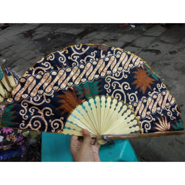 KIPAS TANGAN MOTIF BATIK TERMURAH