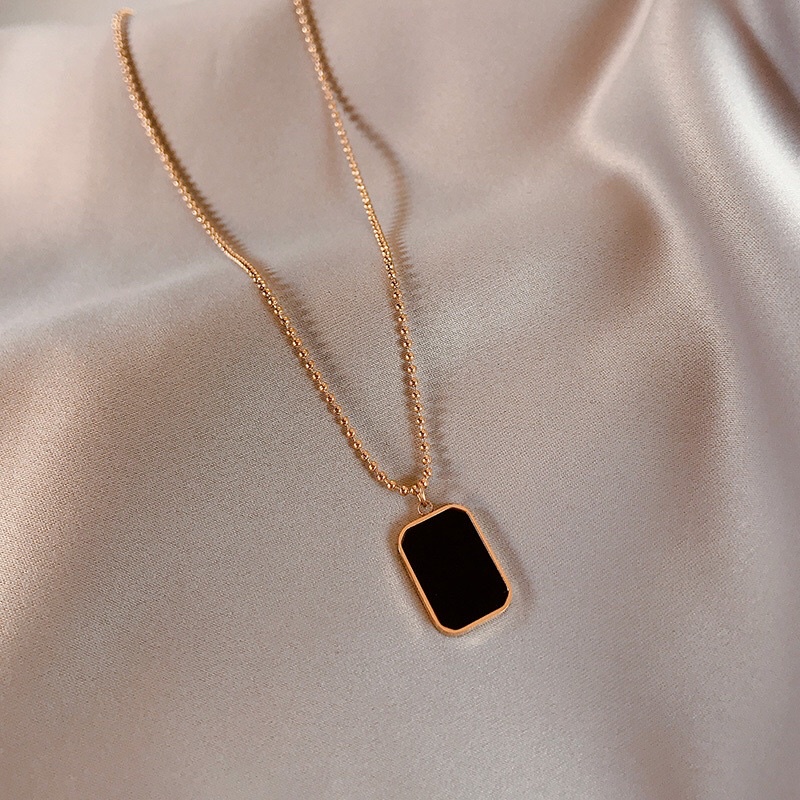 Kalung Titanium Biji Lada Black Square Korean Style