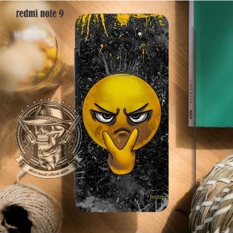 GARSKIN/STIKER Tipe HP Redmi note 9 motif keren bisa Custom gambar maupun tipe Hp Dapet 2 PCS GARSKI