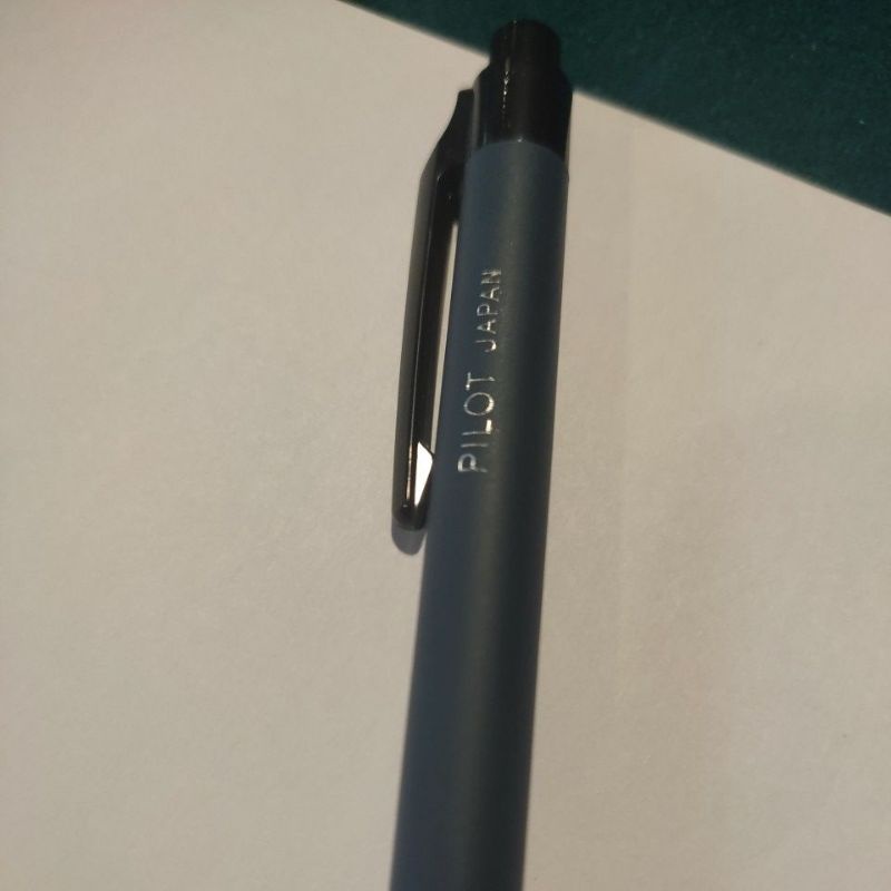 

pulpen pilot
