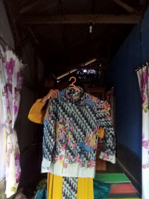 Maura Couple - Sania Ruffle Batik Couple Ori Ndoro Jowi Dnt Garansi Termurah Shopee Brukat Reno