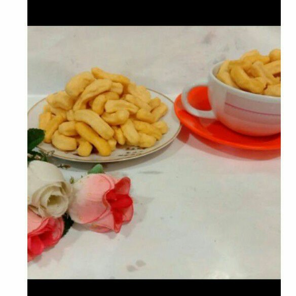 

Kerupuk katus 250 gr
