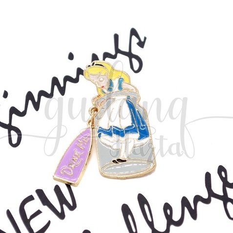 Pin Alice In Bottle Pin Motif Karakter Princess Botol Unik GH 208797