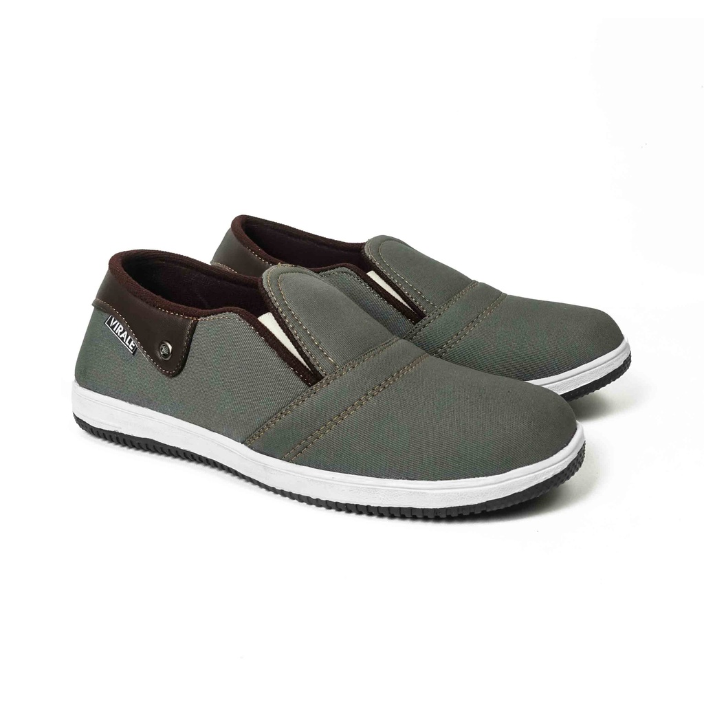 Sepatu Kasual Pria Slip On Canvas High Adventure CS 01 AB