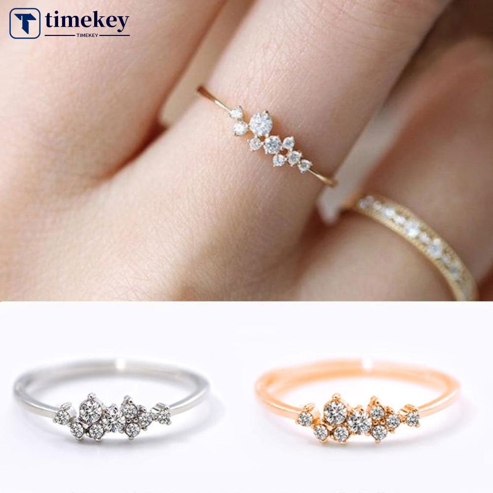 Timekey Cincin Wanita Hias 9 Berlian Zircon Gaya Simpleelegan Untuk Hadiah A3K5