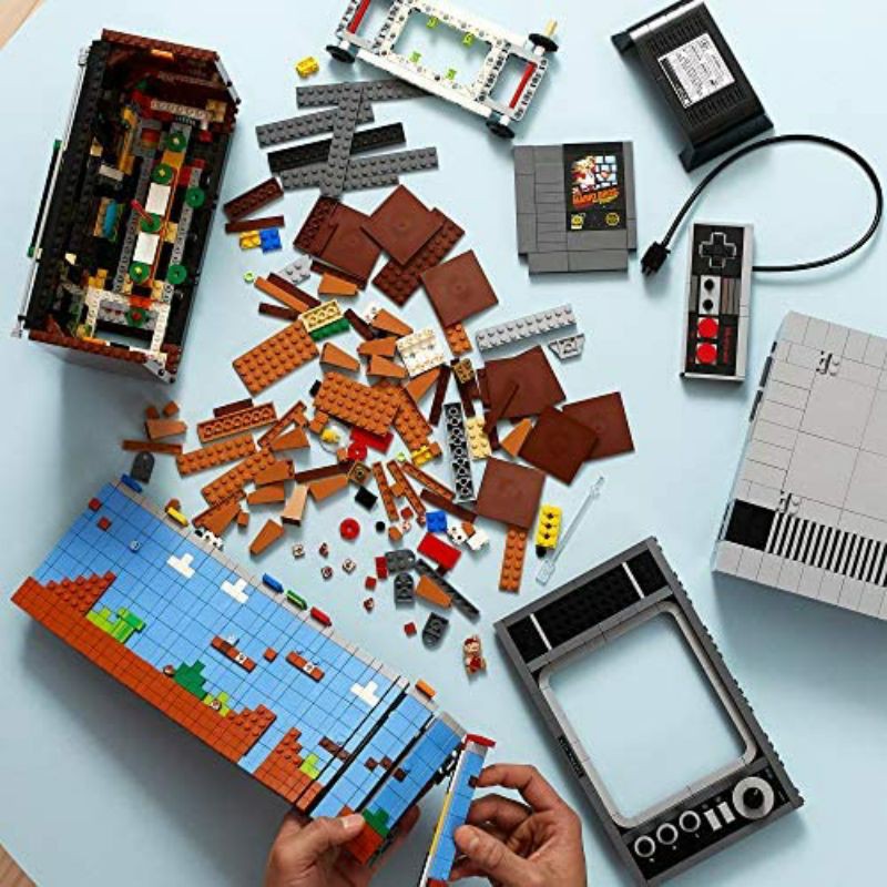 LEGO® Nintendo Entertainment System ™ 2646 buah (71374)