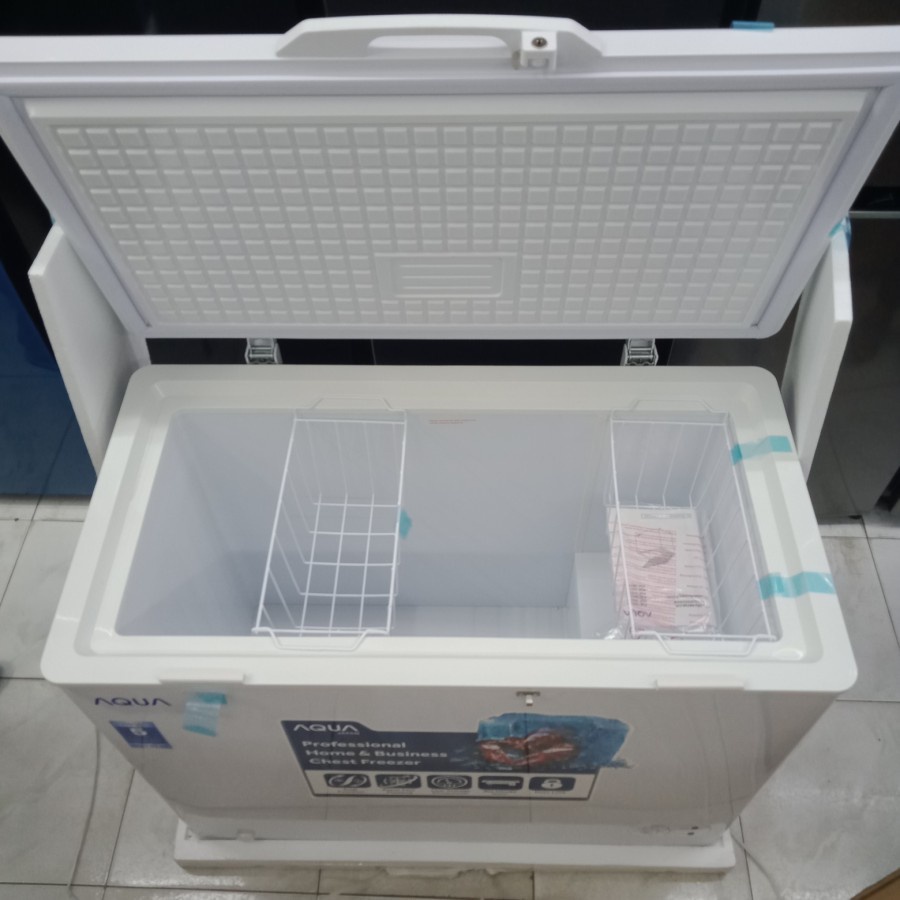 Aqua Chest Freezer AQF 200 Freezer Box Freezer Daging Kapasitas 200 Liter
