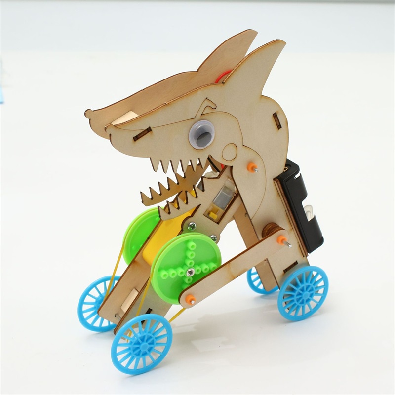 Mainan Robot Ikan Hiu Elektrik Bisa Berjalan Untuk Edukasi Sains Anak