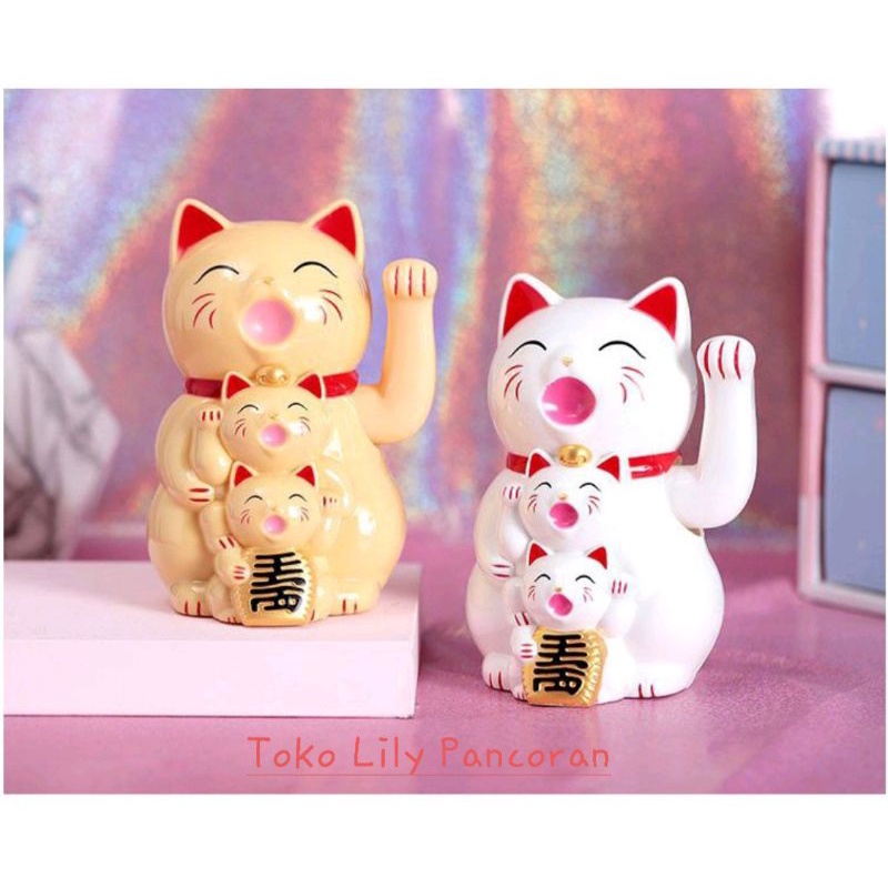 Kucing Hoki / Maneki Neko anak / Lucky Cat Triplets / Manekineko Baterai