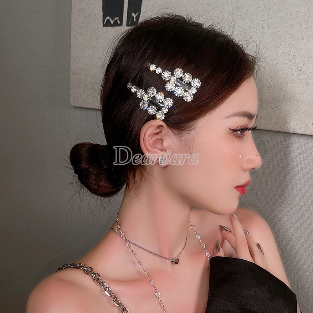 1pc Jepit Rambut Bahan Metal Aksen Berlian Untuk Wanita