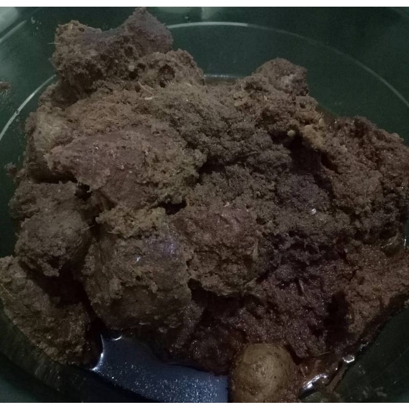 

Rendang sapi khas padang